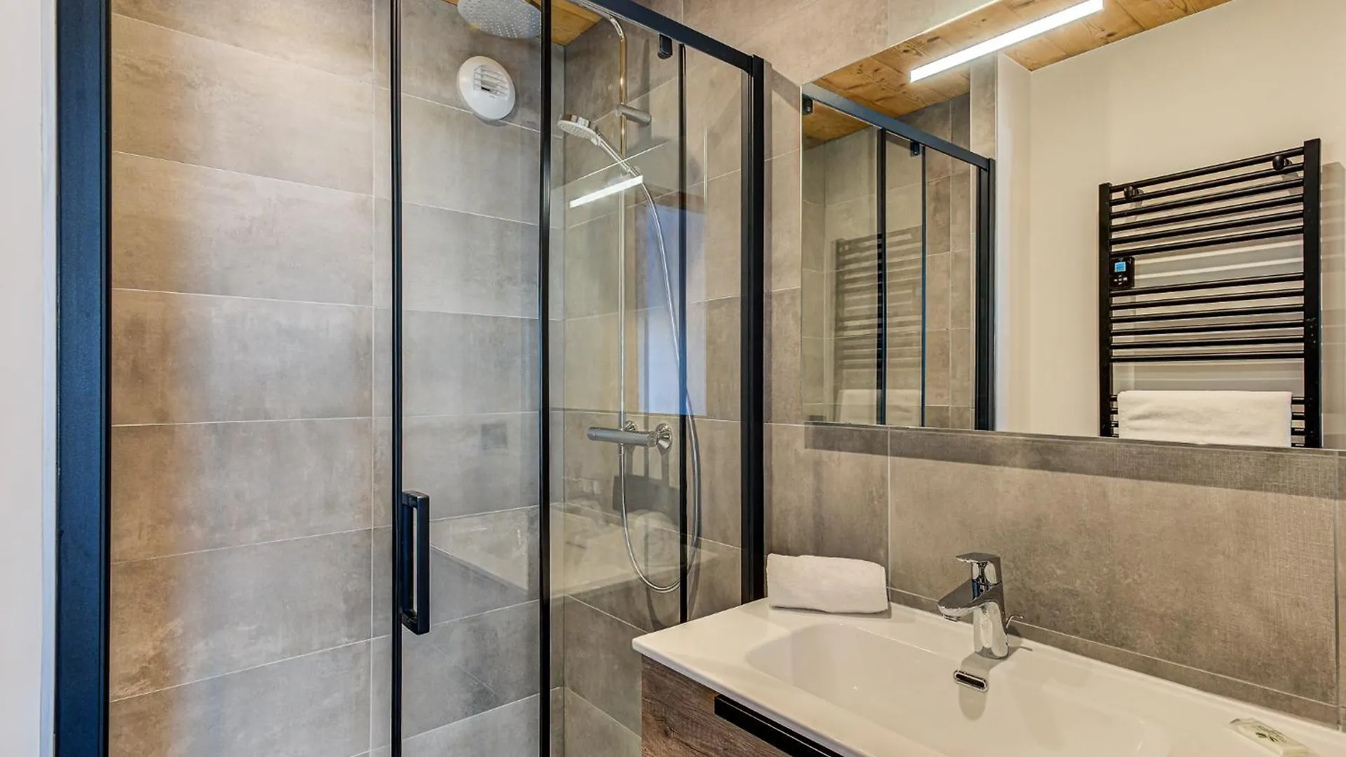Apartment Annapurna, Alpes Travel, Les Houches, Sleeps 5